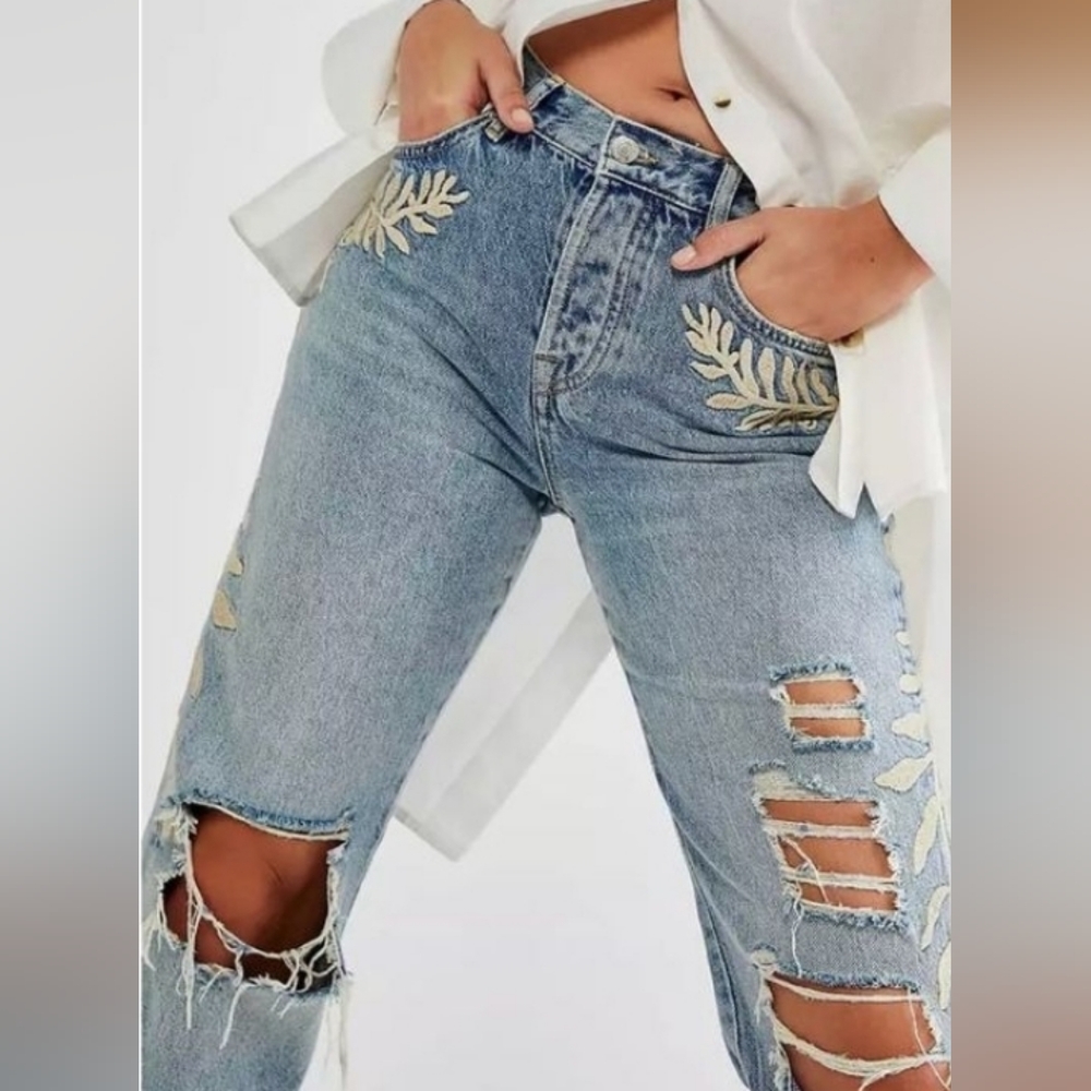 Free People Bren Embroidered Boyfriend Jeans